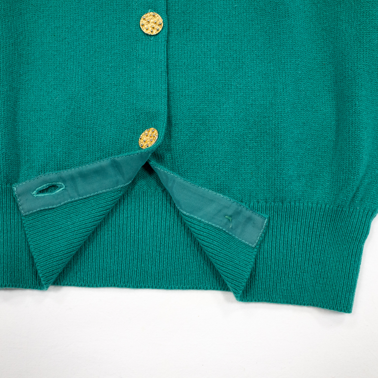 Ballantyne バランタイン・カシミヤクルーネックカーディガンクリロン・エメラルド