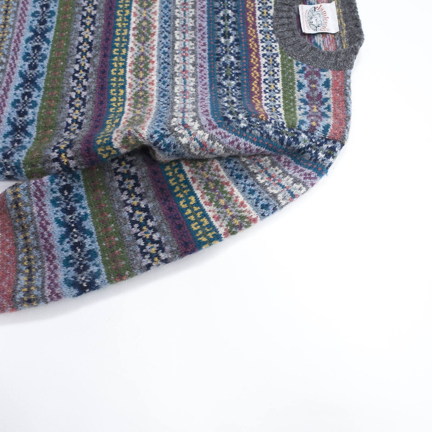 美しいフェアアイルセーター・ジャミーソンズ フェアアイルクルー